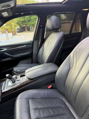 Bmw X5 m compétition année 2017/upgrade/2025 image 7