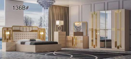 Chambre à coucher complète moderne avec rangements image 7