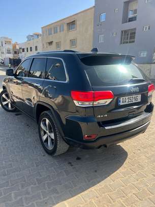 Jeep grand cherokee image 3