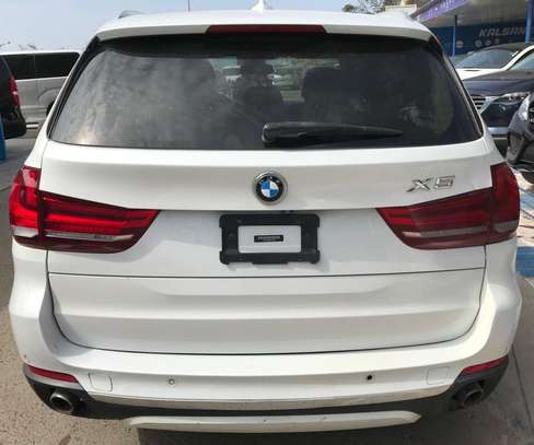 BMW X5 7 places image 8