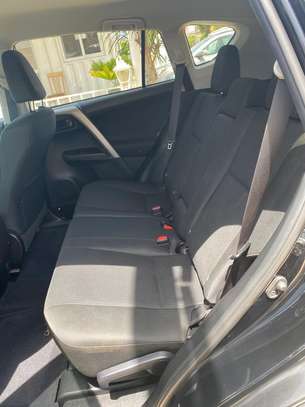 Toyota Rav4 2018 image 4
