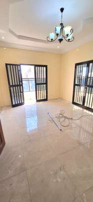 Spacieux 3 chambres, espace de vie ideal pour famille image 2