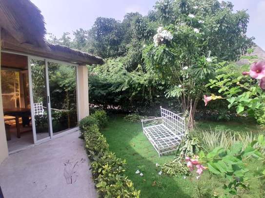 Bel villa avec piscine a Saly image 9