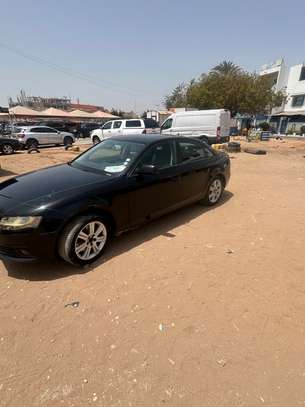 Audi A4 image 2