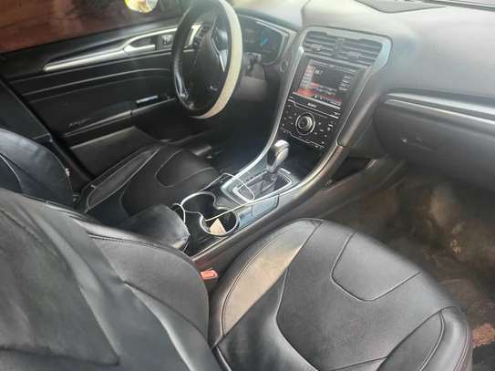 Ford fusion image 6