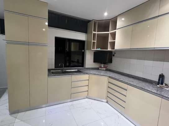 Villa R+2 à Louer aux Maristes école Japonaise image 3