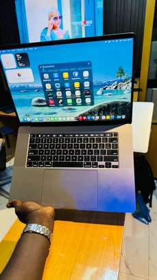 Promo ! Mac Pro 2019 - 16’pouce - i7/512/16 image 4
