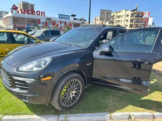 Porsche Cayenne S E-Hybrid Platinum Edition 2017 image 4