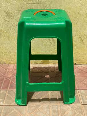 Chaise et tabouret en plastique enfants image 6