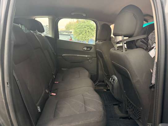 Peugeot 3008 diesel image 8