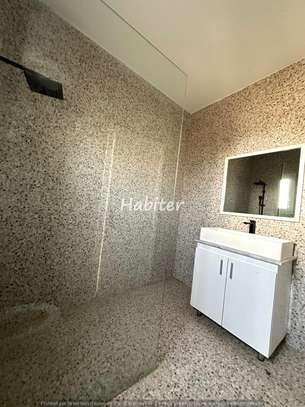 Appartement à louer sur la route du King Fahd image 4