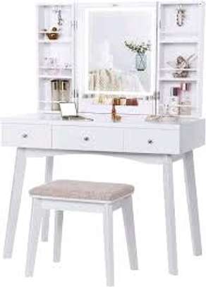 Coiffeuse/ vanity dressing table image 3
