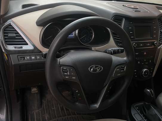 Hyundai Santa Fe 2017 image 6
