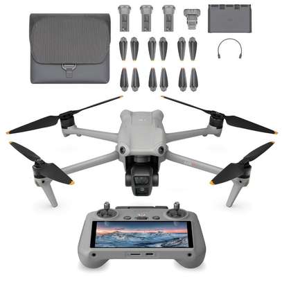 DJI AIR 3 FLY MORE COMBO image 2