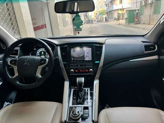 Mitsubishi Montero A Vendre image 6
