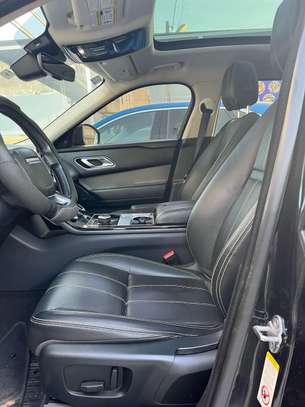 Range Rover velar image 7