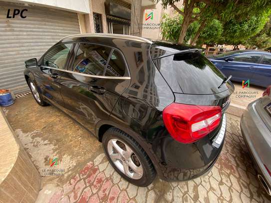 Mercedes GLA 4Matic image 14