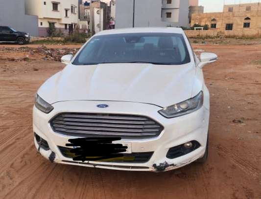 Ford fusion image 1