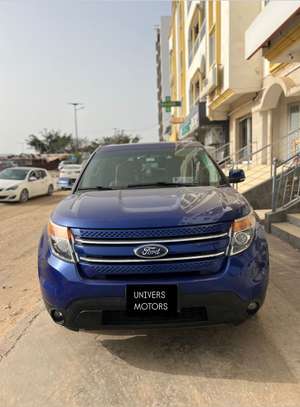 Ford explorer platinium limited image 2