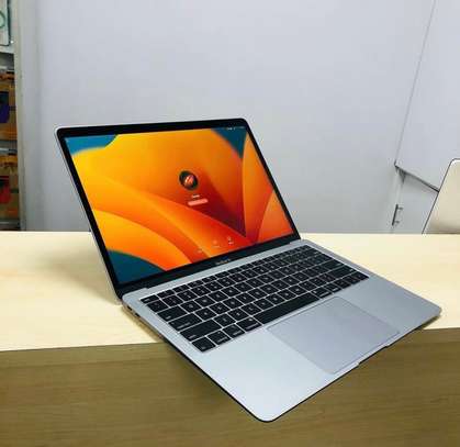 MacBook Air M113.3 inch image 4
