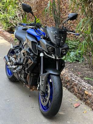 Yamaha MT 10 image 12