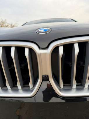 BMW *X6 Xdrive*  Année :  *2023* image 1