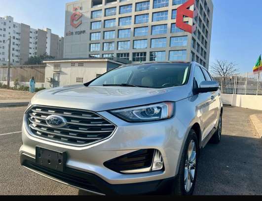 Ford edge  titanium 2019 full option image 2