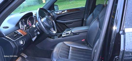 Mercedes GLE 400 image 4