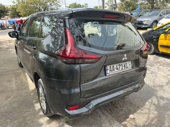 Mitsubishi xpander 2023 image 4
