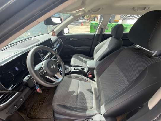 Kia seltos 2021 / 12,5 millions à débattre image 9
