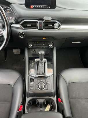 Mazda CX-5 SUV blanc feux LED jantes noires image 8