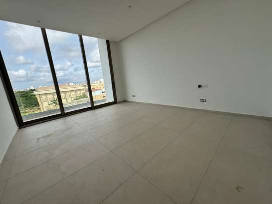 Apparemment à louer a fan résidence 4 chambres image 6