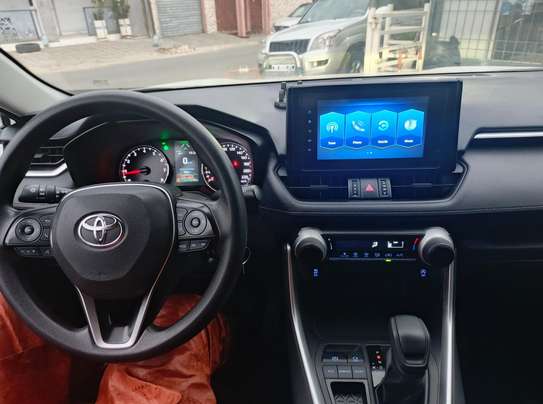 Toyota Rav 4 2021 image 8