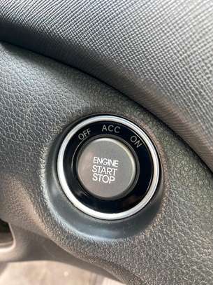 Hyundai Santafe venant full options 4 cylindres image 9