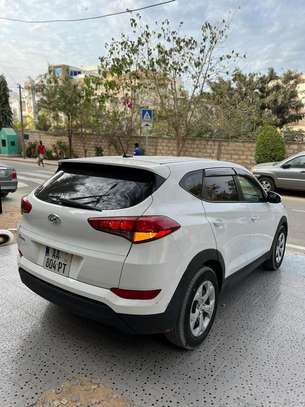 HYUNDAI TUCSON 2017 image 11