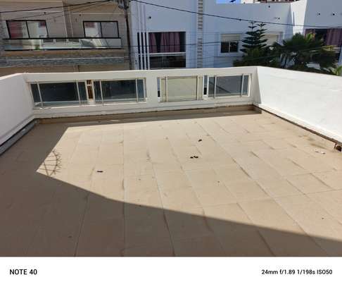 Belle villa à la citée djilly mbaye image 7