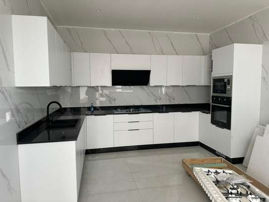 Appartements F4 et F5 à louer au point E image 6