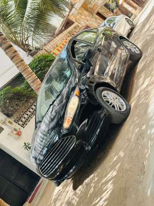 Ford Fiesta 2018 image 2