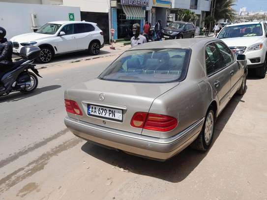 Mercedes image 2