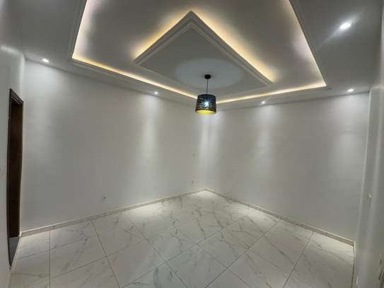 A LOUER APPARTEMENT F4 NGOR image 5