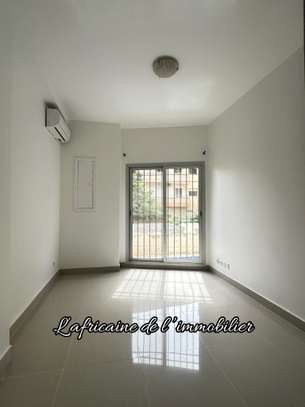 Appartement F4 à louer – Proche du lycée Jean Mermoz image 14
