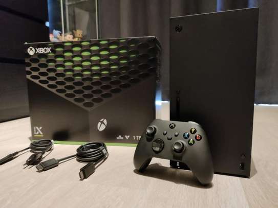 Xbox Séries X + 6Mois GAMEPASS image 1