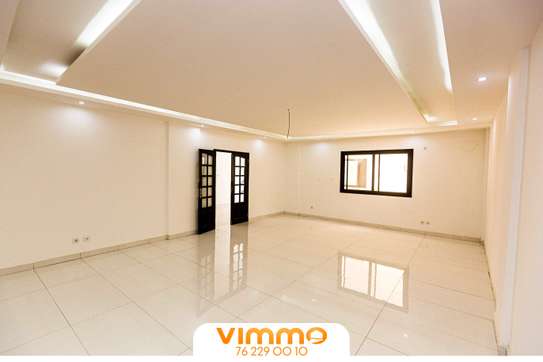 Bureaux haut de gamme aux almadies. image 3