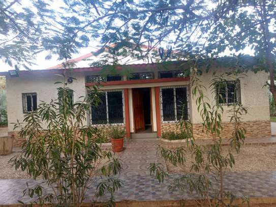 ‎🌿 À LOUER – Charmante maison de campagne à Warang 🌿 image 2