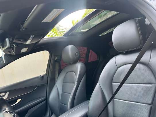 Mercedes C300 AMG image 7
