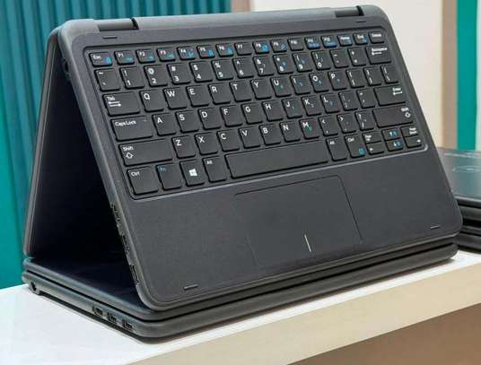 DELL LATITUDE 3190 2-IN-1 image 3