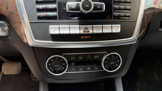 Mercedes ML 350 4MATIC Essence image 13