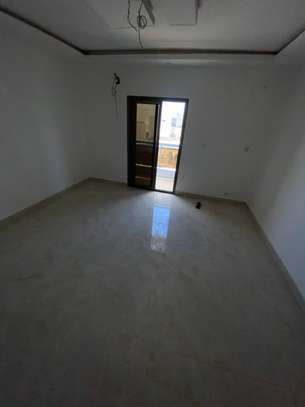 Appartement F4 à louer aux Maristes image 2