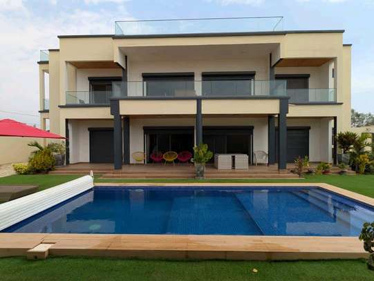 Villa r+1avec piscine meublé ngaparou image 2