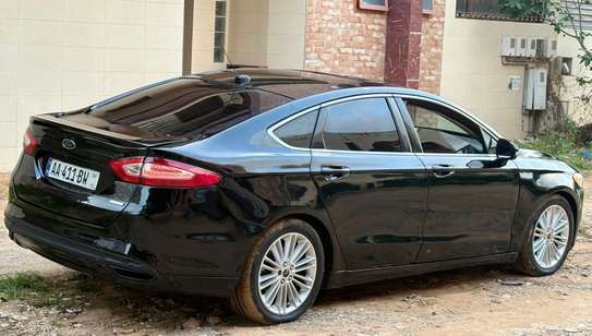 Ford Fusion image 5